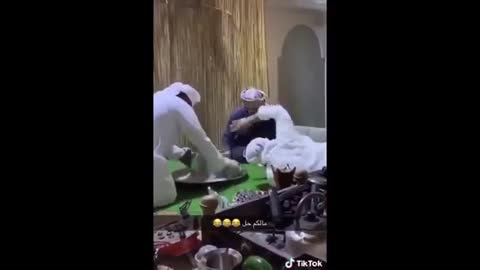 فيديو مضحك للغايه