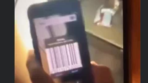 Does the V spot show a barcode?