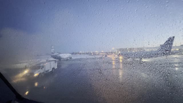 De-Icing an Airbus A-319