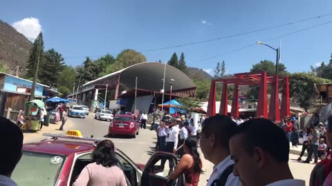 esperando la vicita del Presidente Lopez Obrador