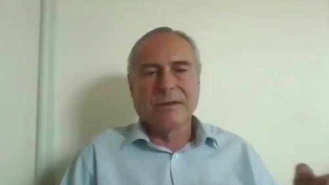 Vaccinated people are dangerous" top French vaccine expert Professor Christian Perronne.