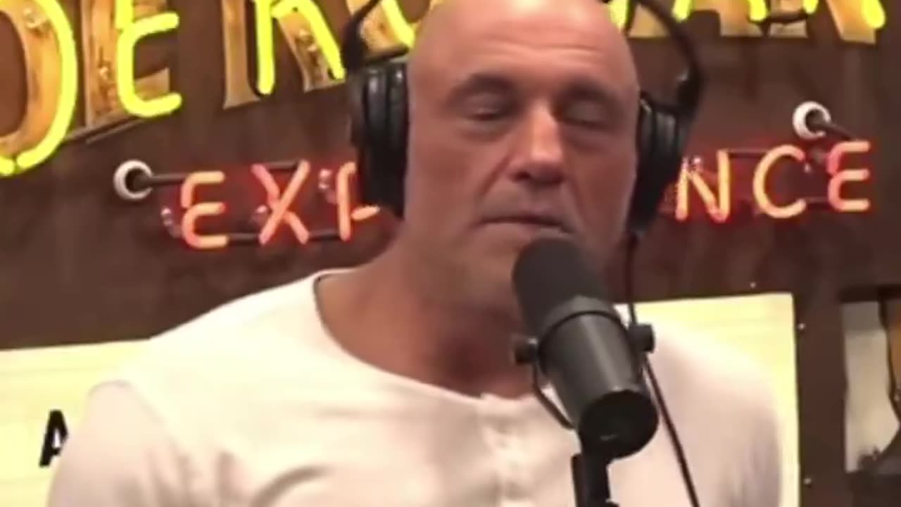 Katt Williams and Joe Rogan talk Fluoride.