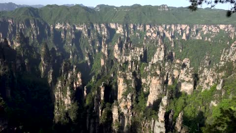 "Avatar" Mountain & Wulingyuan Scenic Area