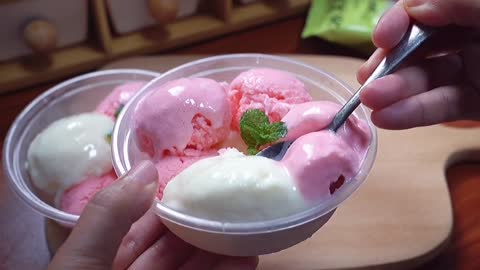 As long as two kinds of ingredients can make ice cream, delicate and soft