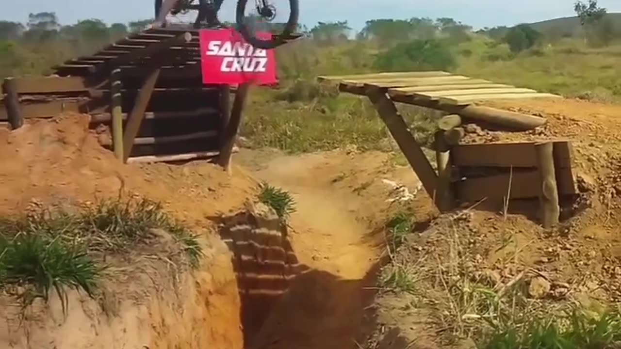 Salto de bike sem bike