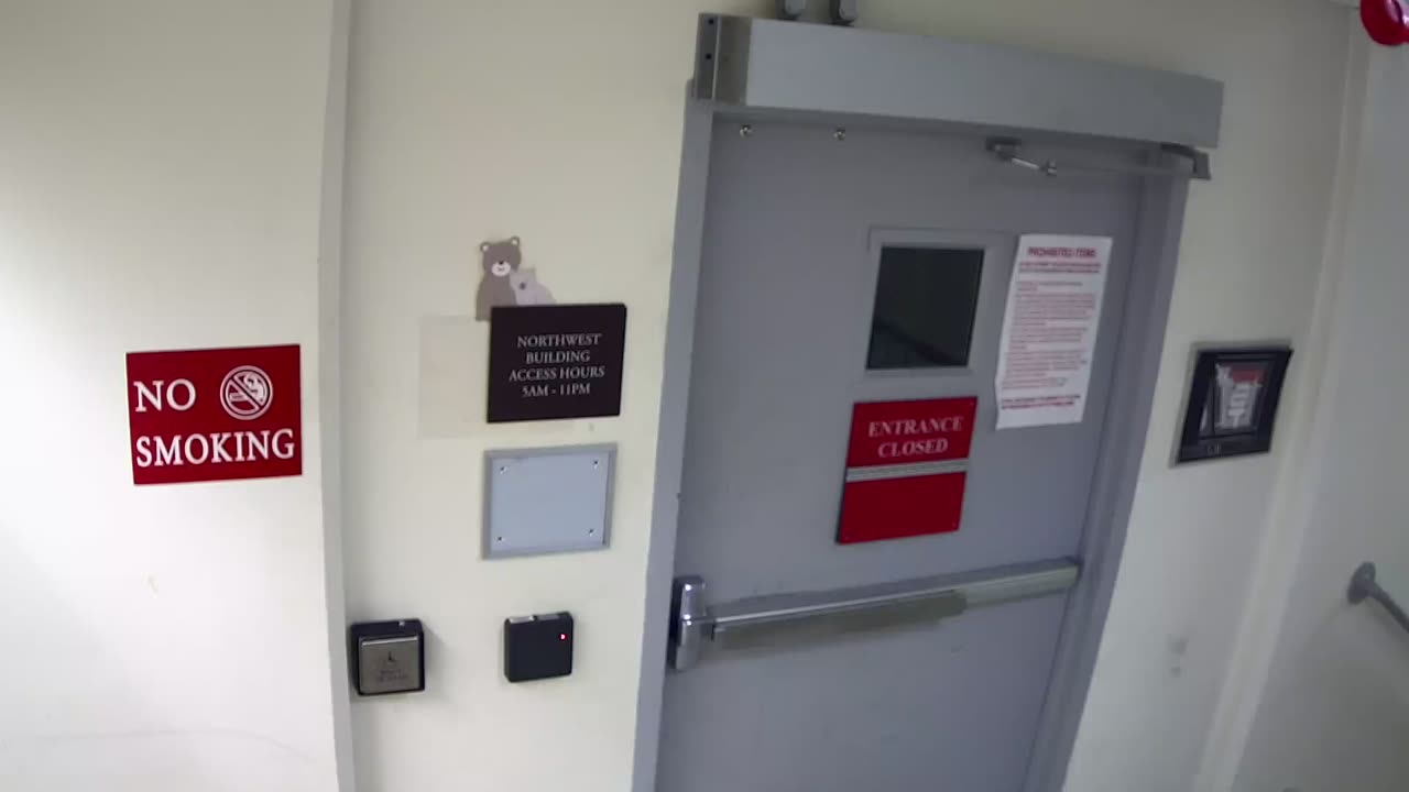 5181CHOBBANorthLobbyStair8_2021-01-06_23h00min02s083ms.mp4