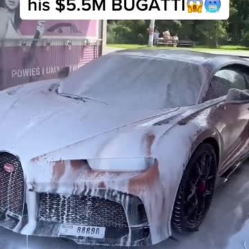 Tate FORCED to WASH his $5.5M BUGATTI😳🥶