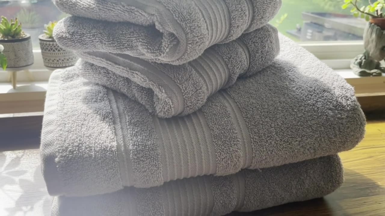 Qute Home 4-Piece Bath Towels Set, 100% Turkish Cotton