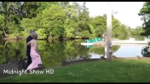 funny weddings laugch