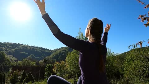 Short Meditation Video - Open Your Mind Up - Comment Your Feelings