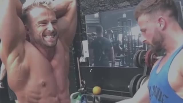 1% de Godura - Homem sem gordura no copo