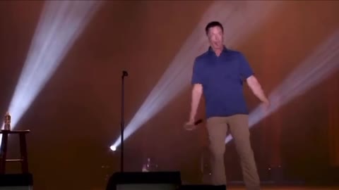 Jim Breuer Mocks the Sheep Who Fell for the “Vaccination” Scheme