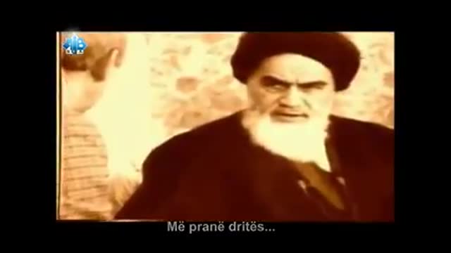 Imam Khomeini jep dhurata për Krishtlindje