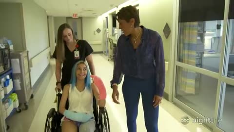 Teen who lost leg, fingers in shark attack describes the moment she was bitten l Nightline