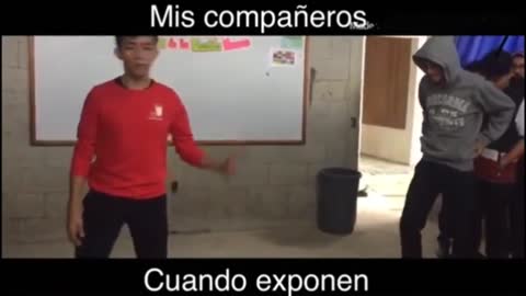 Mis compañeros cuando exponen xD