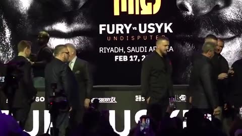 Fury and Usyk engage in fiery exchange after Riyadh clash announcement