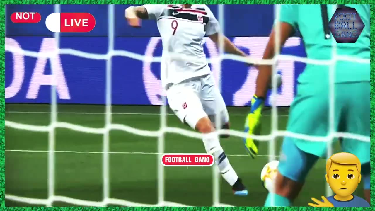 Women Football! Funny clip!