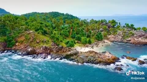 Pulau yang di huni oheh para sultan