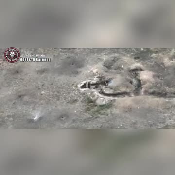 Ruští výsadkáři dělostřeleckou palbou denacifikují opevnění ukrajinských nacistů u Slavjansku