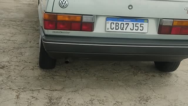 this is a Volkswagen GOL, vintage car