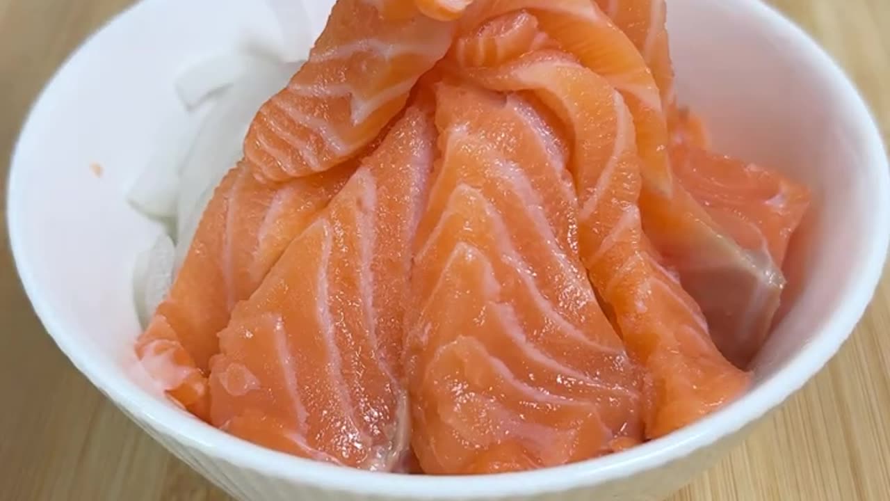 salmon rice bowl ASMR