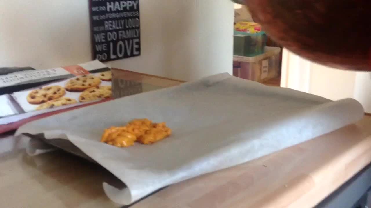 Little girls demonstrate how to make honeycomb ice cream