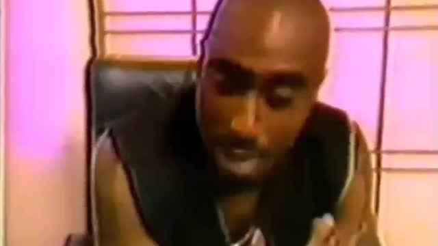 2Pac wrote this song on his toilet 💯