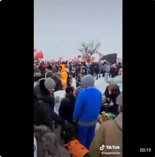 Canada Unites w/ Convoy, $6M raised. Trudeau Hides