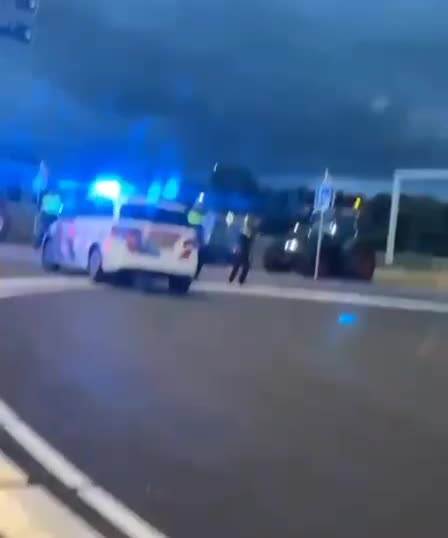 Shots Fired: The Situation in the Netherlands Intensifies as Police Open Fire on a Protester's Tractor