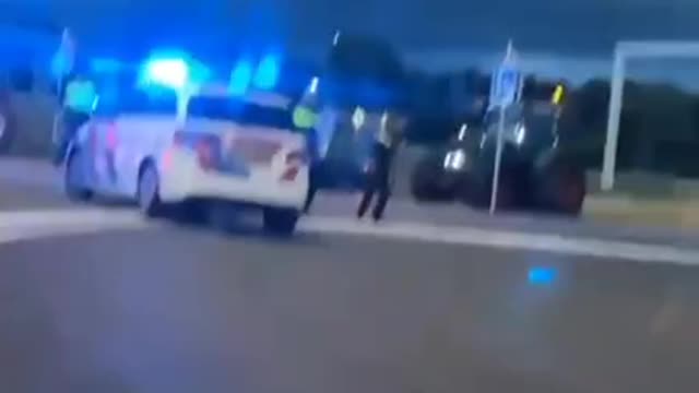 Shots Fired: The Situation in the Netherlands Intensifies as Police Open Fire on a Protester's Tractor