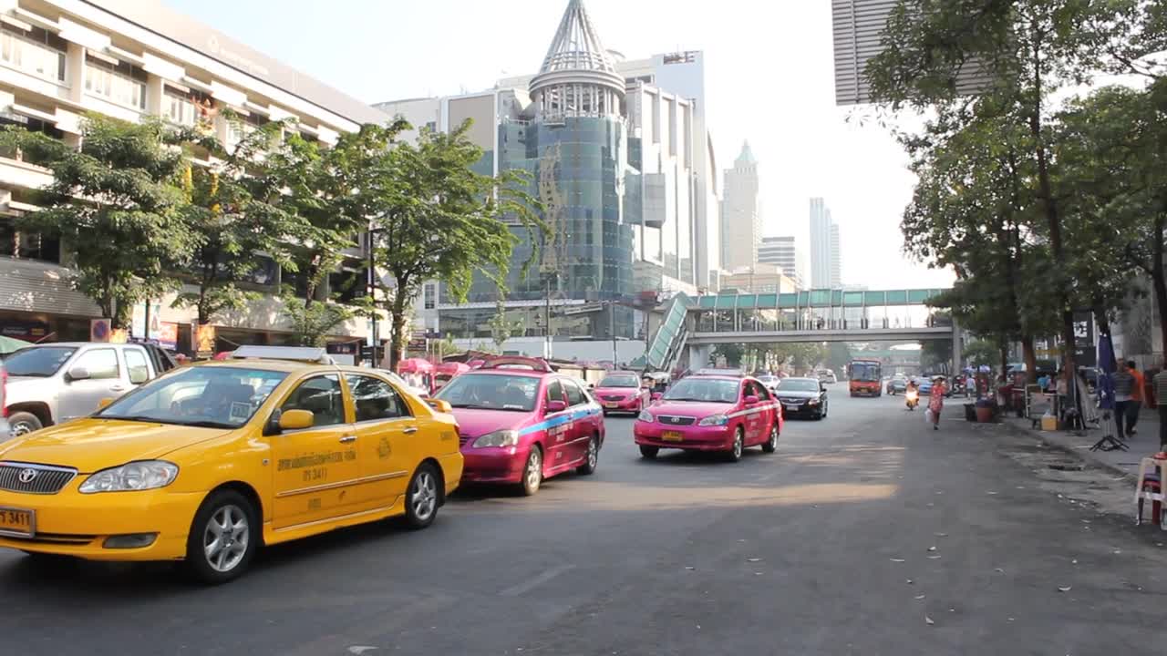 Bangkok City 2011 - ❤️ 🇹🇭 👸 Thai Female Entrepreneurs 👸 🇹🇭 ❤️