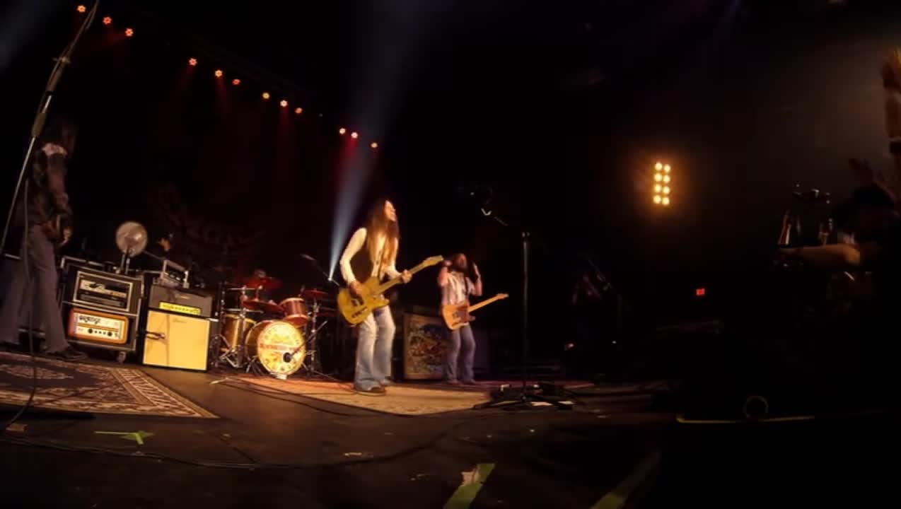 Blackberry Smoke - Shakin' Hands With The Holy Ghost