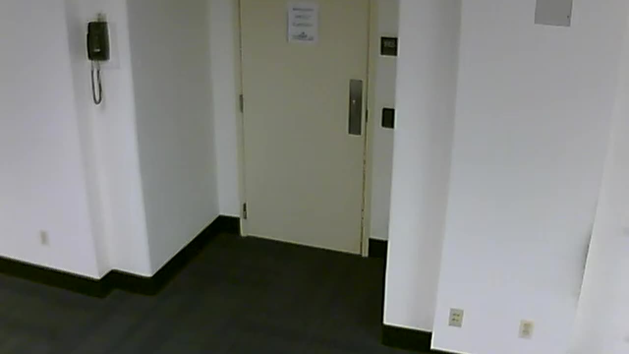 3859FHOB01DaycareFH-12Entrance_2021-01-06_14h20min01s603ms.mp4