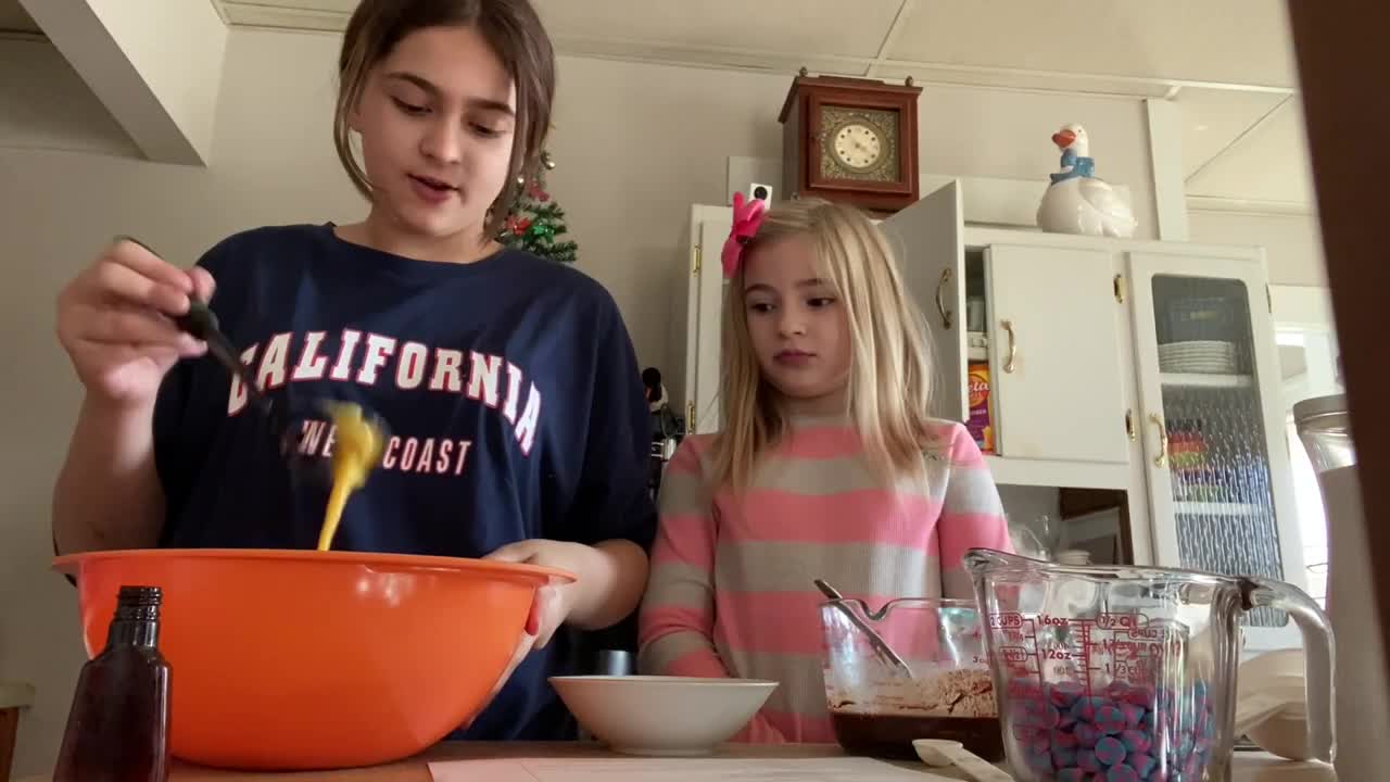 Lily-Rose Kindergarten Cook: Unicorn brownies