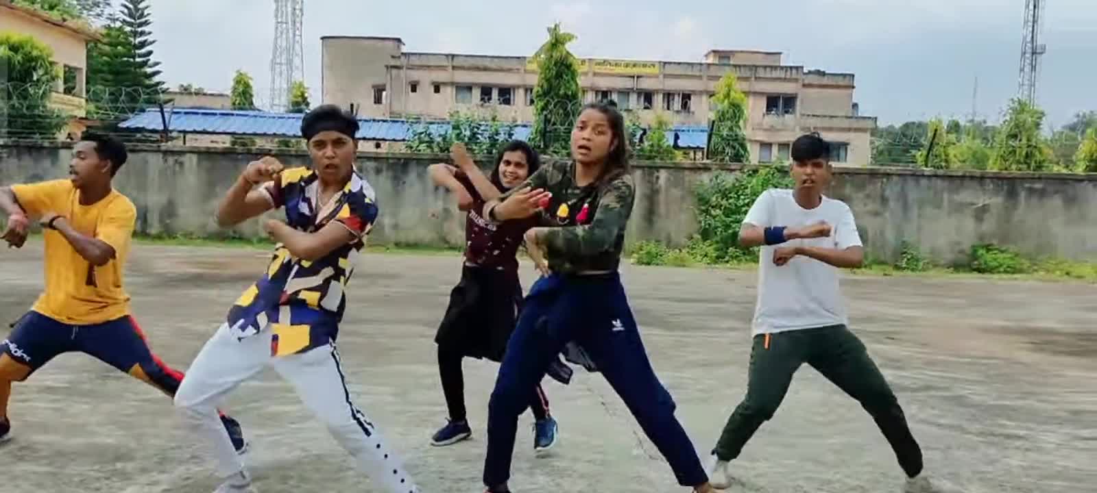 Hamar piyawa chalve diesel gadiya // dance by shikhar