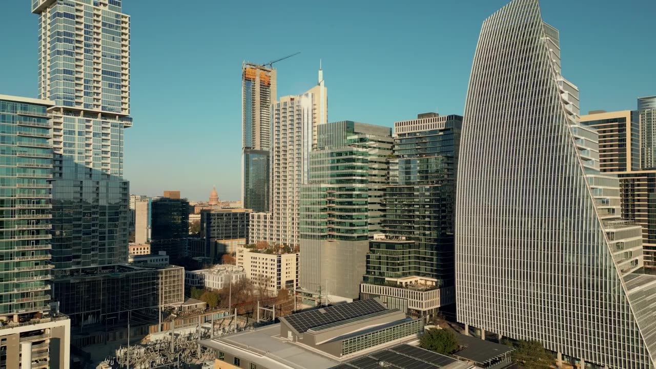 Big city with many buildings in an aerial shot