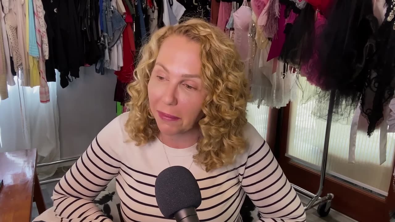 Brooklyn Gray A True Kinkster