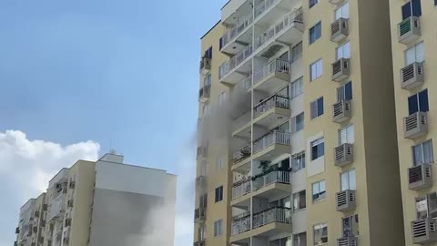 Reportan incendio en Plazuela Mayor
