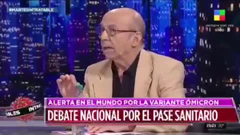 Ridículo presentador de tv que con su miedo a la verdad se retrata callando a médico