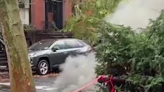 A manhole fire in Brooklyn Heights extends to an SUV and a nearby apartment building