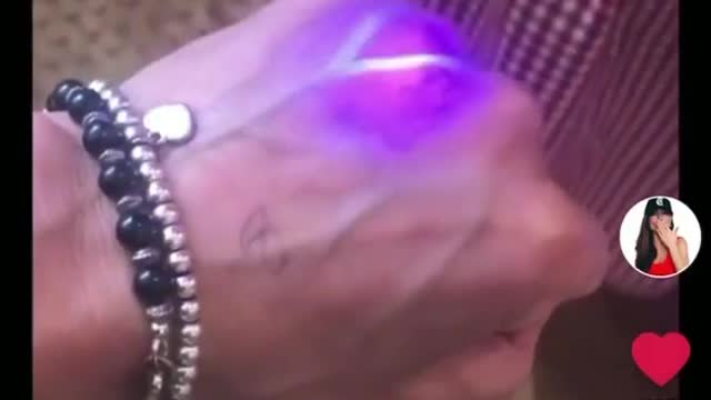 Blue florescent light bulbs and on the site of vaccine in the arm?!