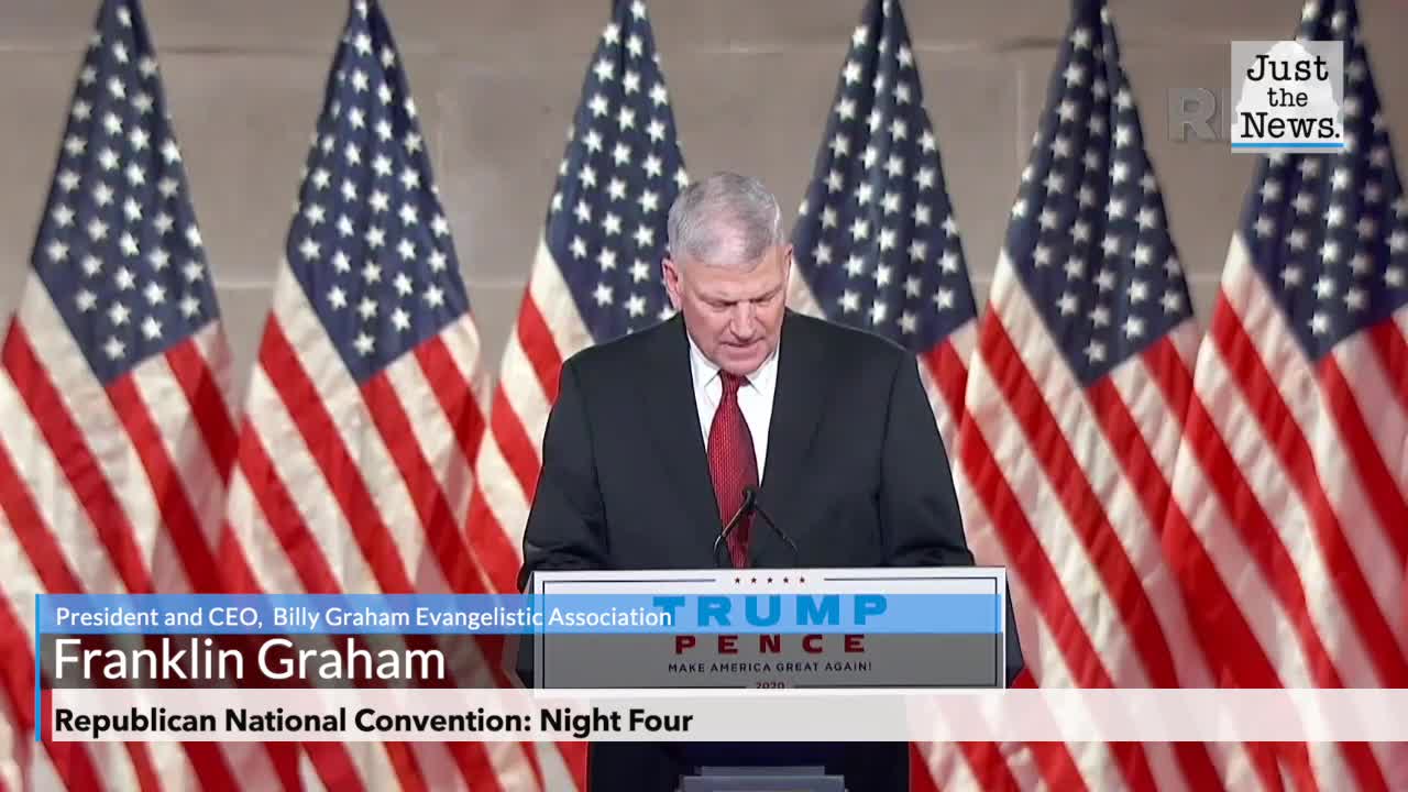 Franklin Graham Prays before the Republican National Convention