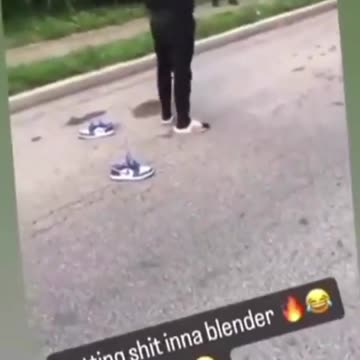 How Grown Men Are Suppose To Fight: Man Puts Down His Gun Then Knocks Out His Opp!