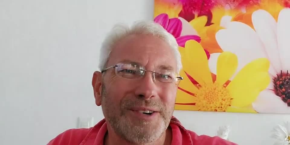 Warum die Zukunft für die meisten Menschen sehr schwer wird erklärt uns Ernst Wolf.
