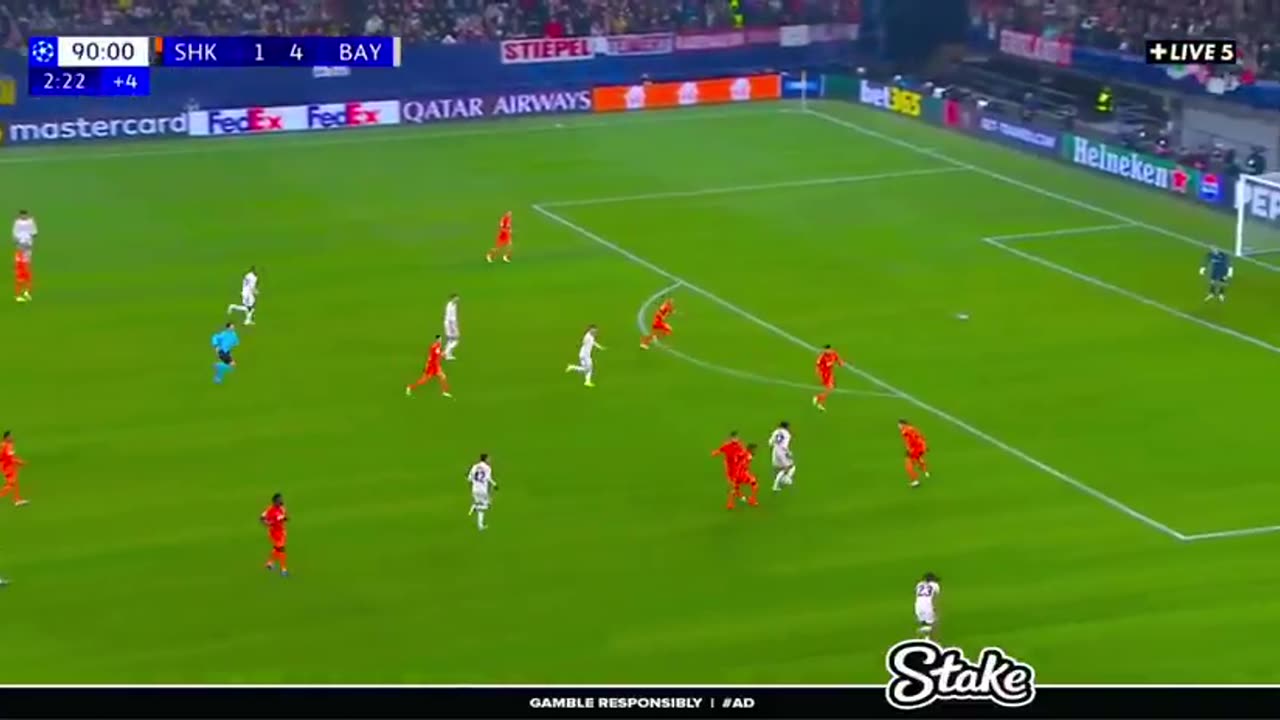 Gol spektakolar i Olise, Bayern thyen Shakhtar 5:1