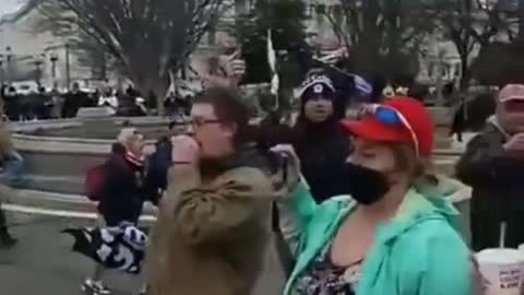 Police Allowed Protesters Into The Capitol Building