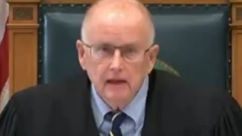 MSNBC kicked out of courthouse