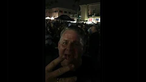 Crowd Walk - Eddie Money Show - Boca Raton FL - May 12-2018