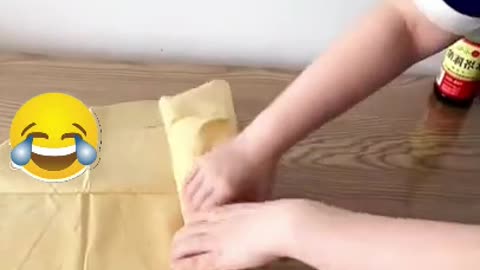 We have to eat this cat - short video - cat roll