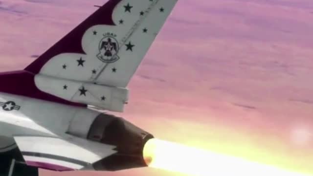 Two Russian SU-25 Fighter Planes Made a Very Low Flyby In Krasnodar